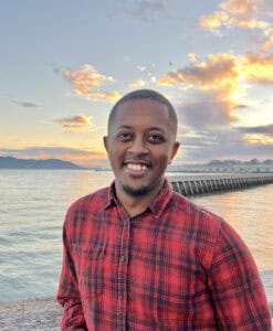 Kuha ni Amanuel Gebre sa kanyang ulo